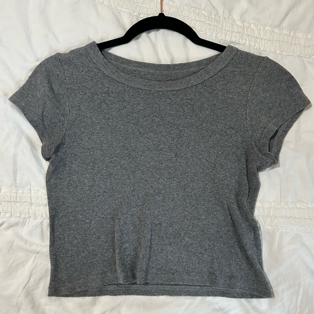 Brandy Melville Grey Cropped Tee